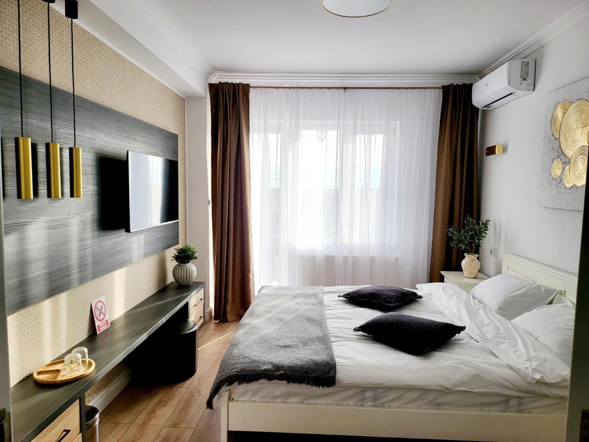 Double Room - House Of Chess Satu Mare Exterior photo